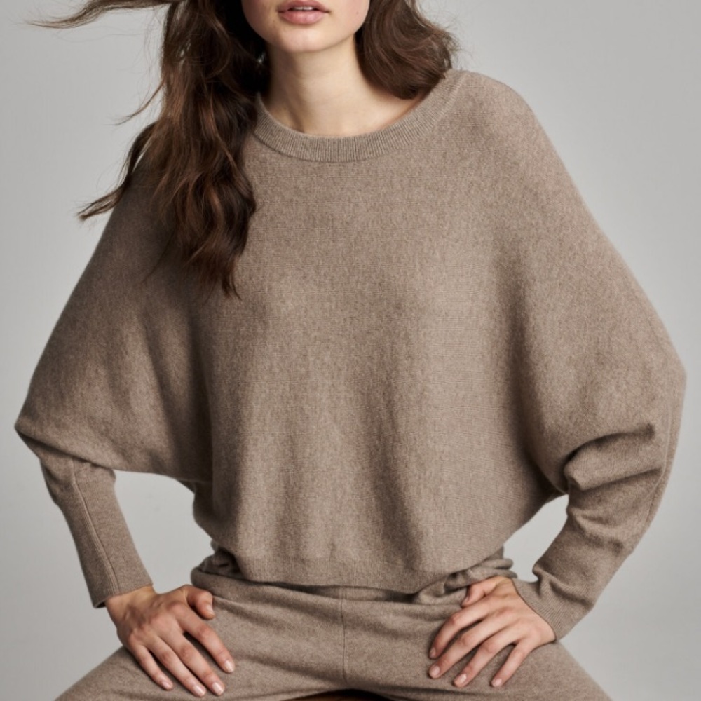 Mocha Taupe Faux Cashmere Dolman Sleeve Batwing Sweater Boxy Crop NWT Medium